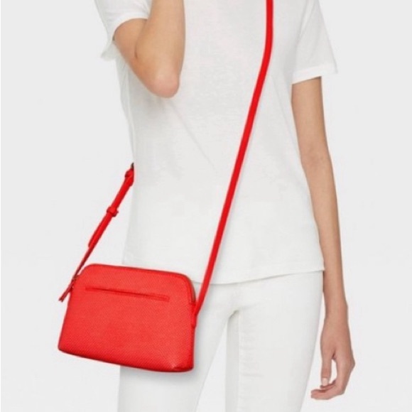 ❤️ Universal Threat Addison Cross Body Bag ❤️ - Picture 2 of 3